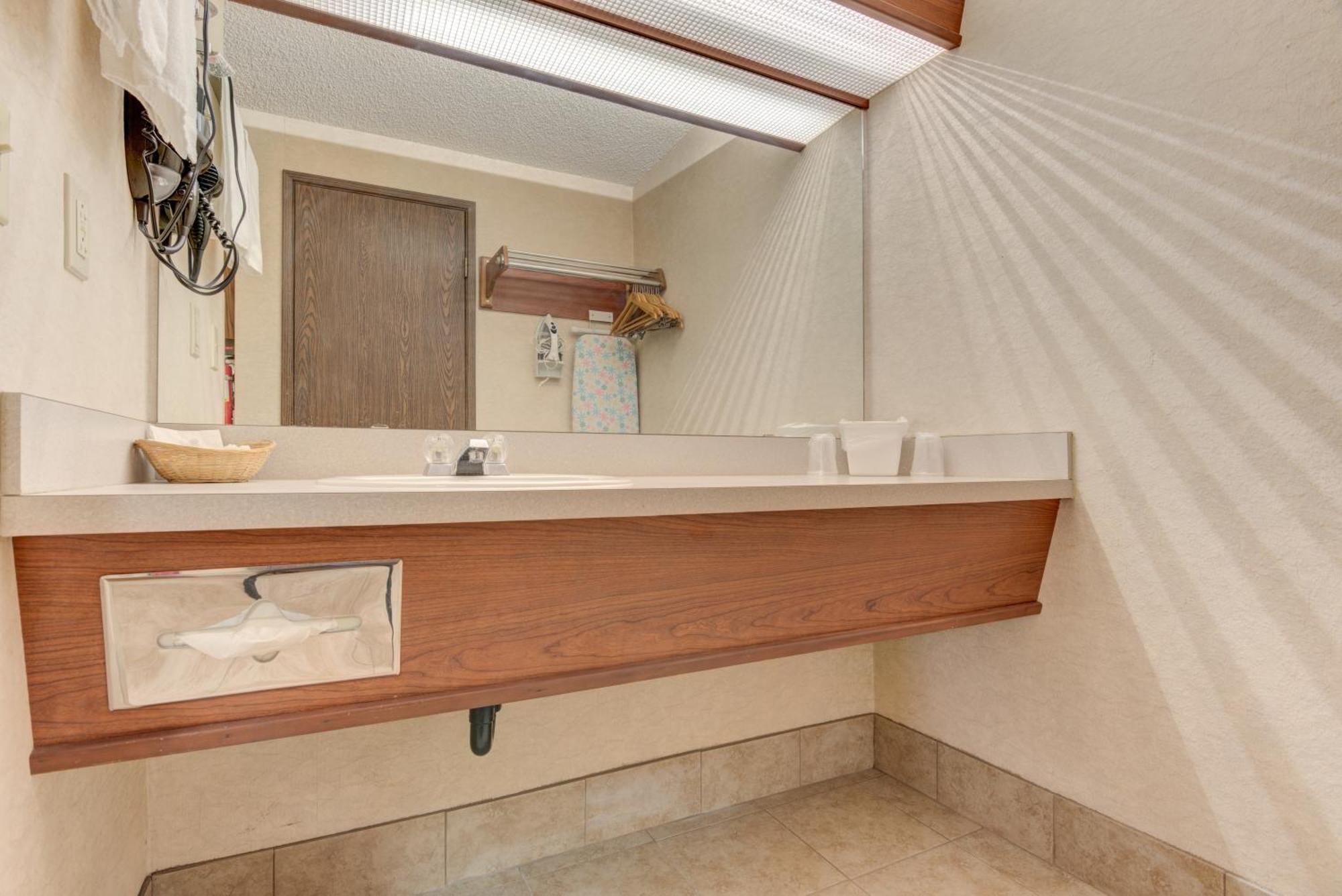 Redmond Inn ภายนอก รูปภาพ